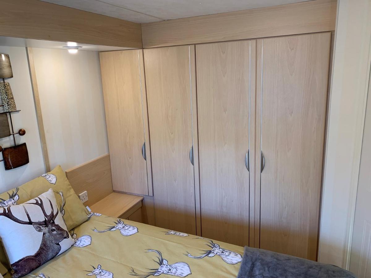 Lovely Static Holiday Caravan Near Whithorn 外观 照片