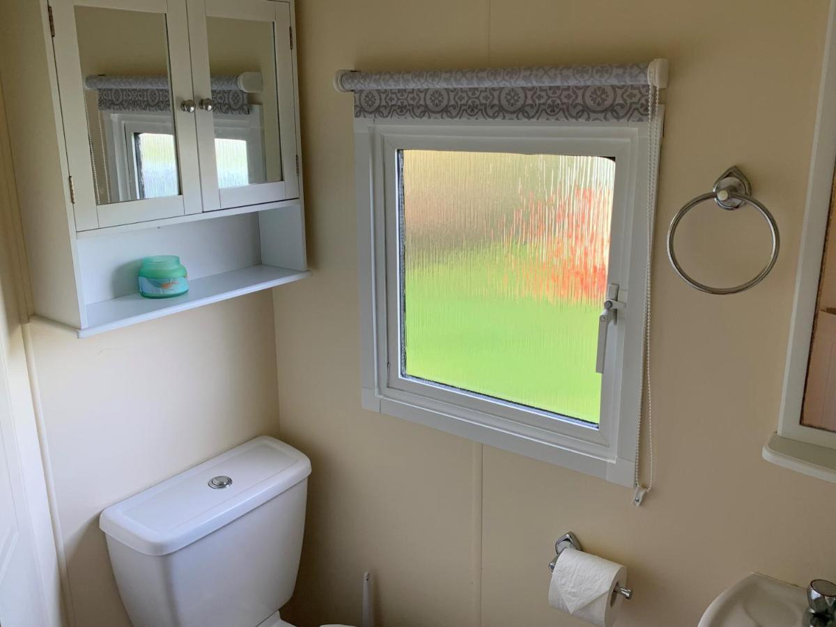 Lovely Static Holiday Caravan Near Whithorn 外观 照片
