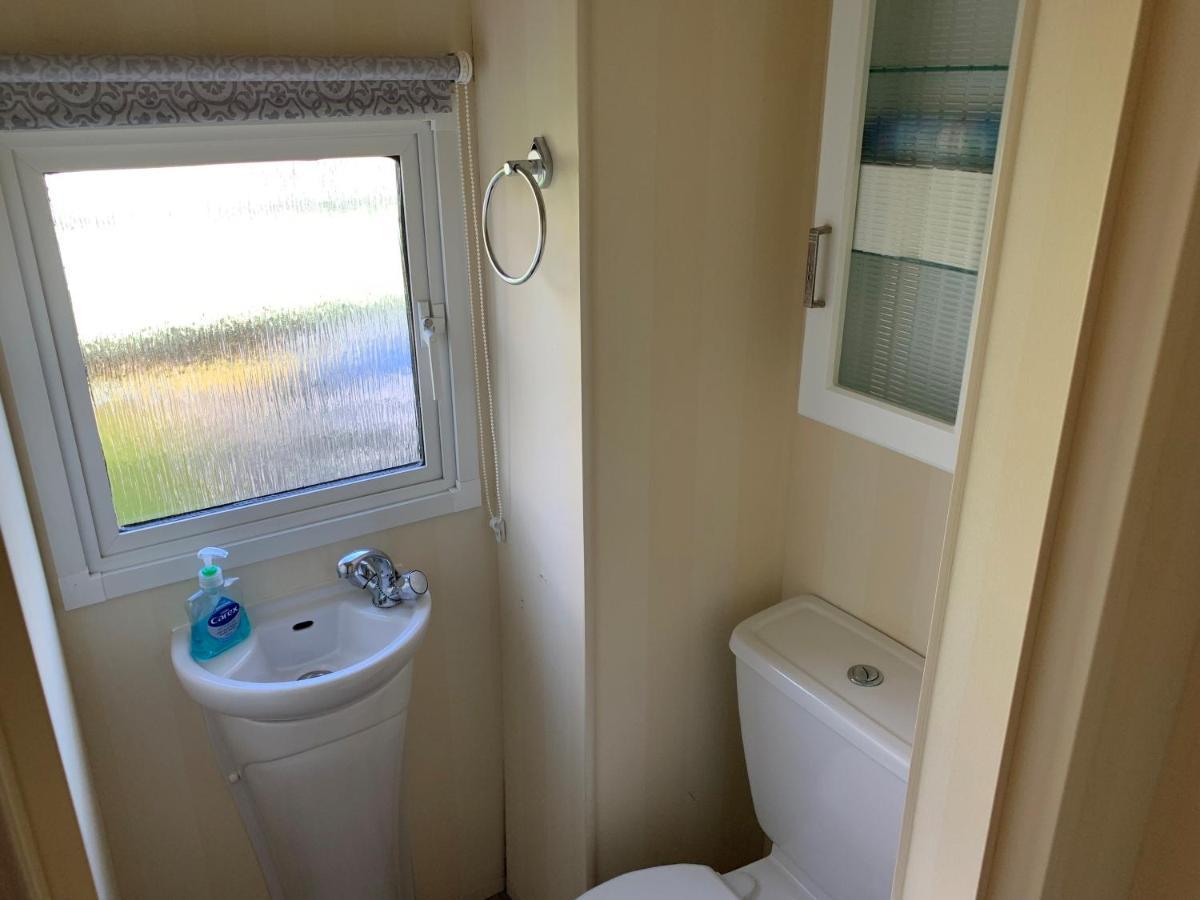 Lovely Static Holiday Caravan Near Whithorn 外观 照片