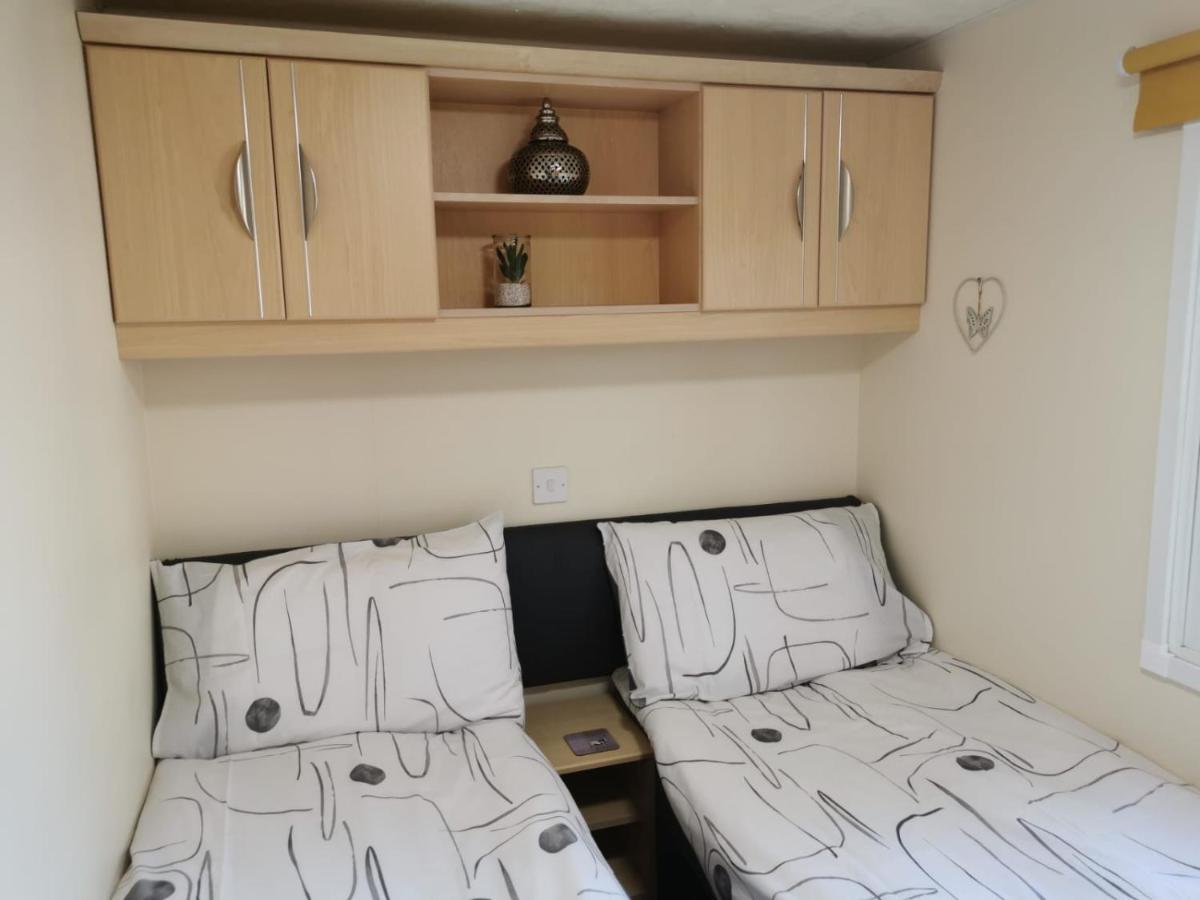Lovely Static Holiday Caravan Near Whithorn 外观 照片